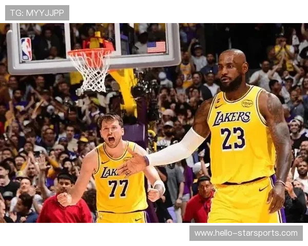 NBA季后赛焦点战报:詹姆斯带领湖人力克勇士,东部豪强再度交锋 NBA季后赛焦点战报:詹姆斯带领湖人力克勇士,东部豪强再度交锋