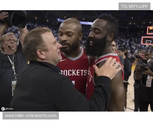 开拓者崛起之路:年轻核心引领球队重返西部巅峰 开拓者崛起之路:年轻核心引领球队重返西部巅峰