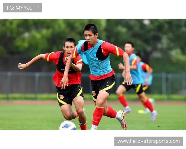 中国足球新赛季全面开战，青年球员表现引发球迷热议