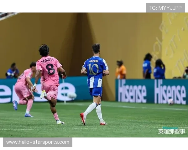 梅西加盟迈阿密国际后首度亮相赛场，助队逆转获胜引爆全场欢呼